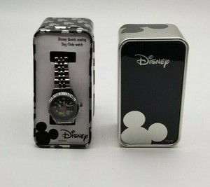 Disney Quarts Analog Day Date Watch Brand New W Watch Cover Ebay