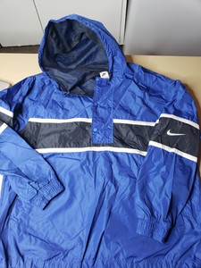 silver nike windbreaker