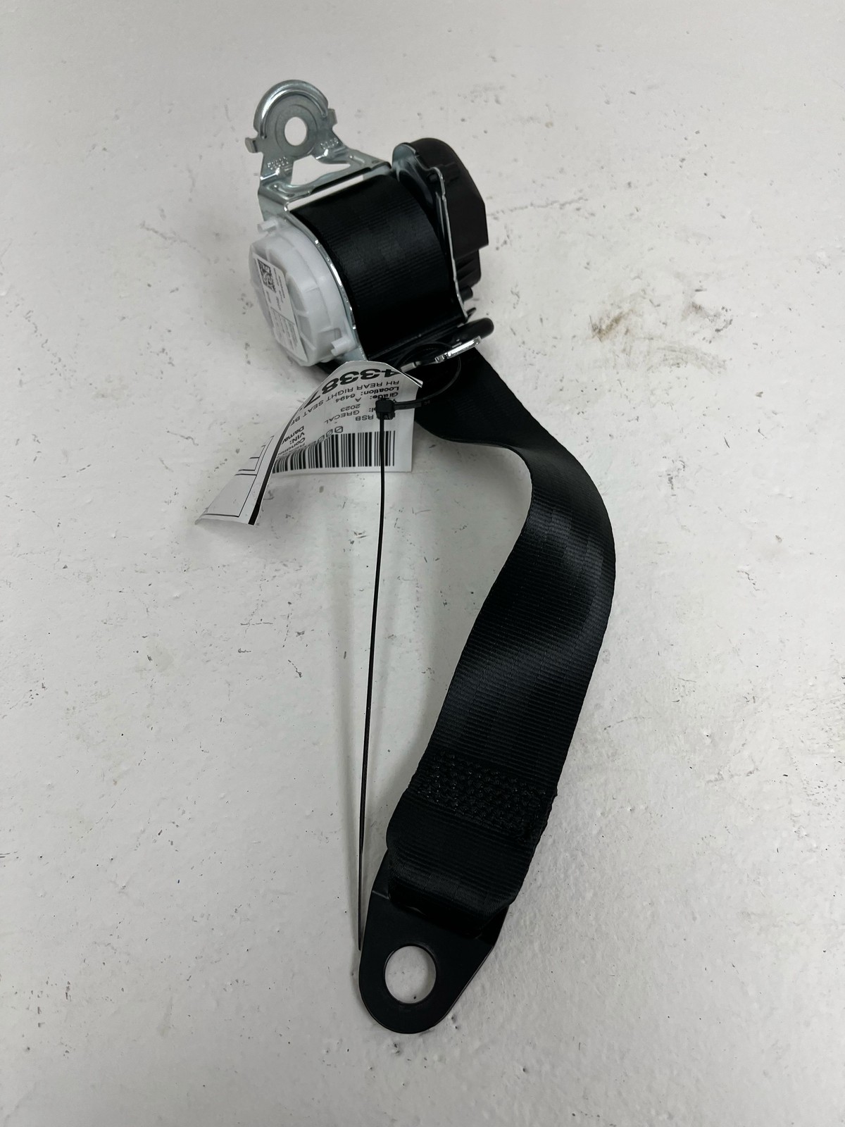 2023-2026 MASERATI GRECALE GT M182 OEM REAR RIGHT SEAT BELT RETRACTOR ASSEMBLY