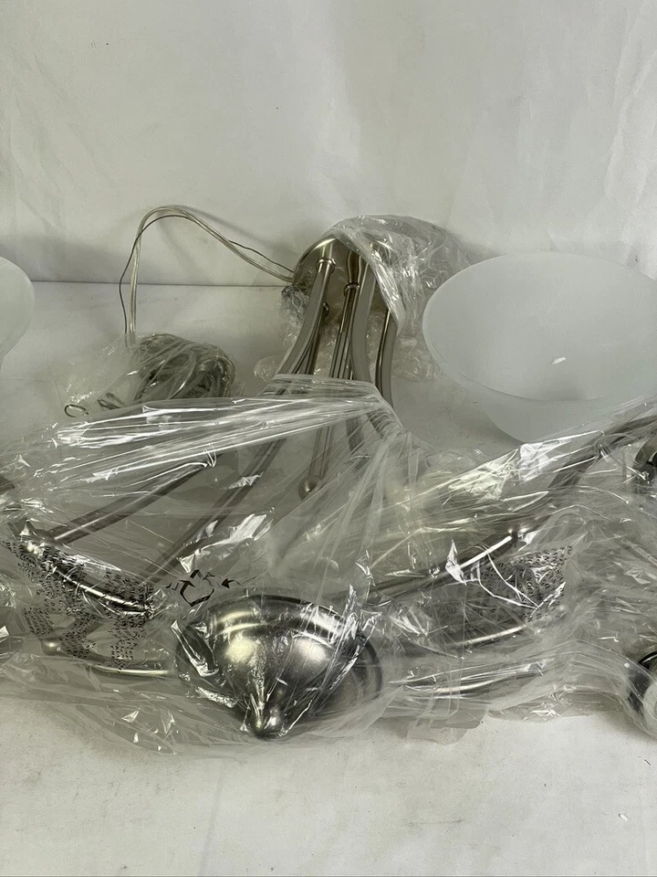 Lámpara de araña Woodbridge Lighting Anson 5 luces 12086-STN Foto 4 de 4