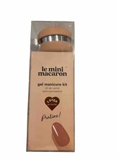 Le Mini Macaron 1- Step Gel Manicure Kit Mini UV Light In Praline Nail Polish
