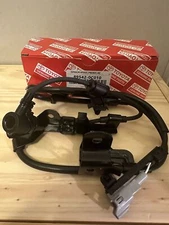 NEW OEM Front Right ABS Wheel Speed Sensor 2001-2007 Toyota Sequoia 00-06 Tundra