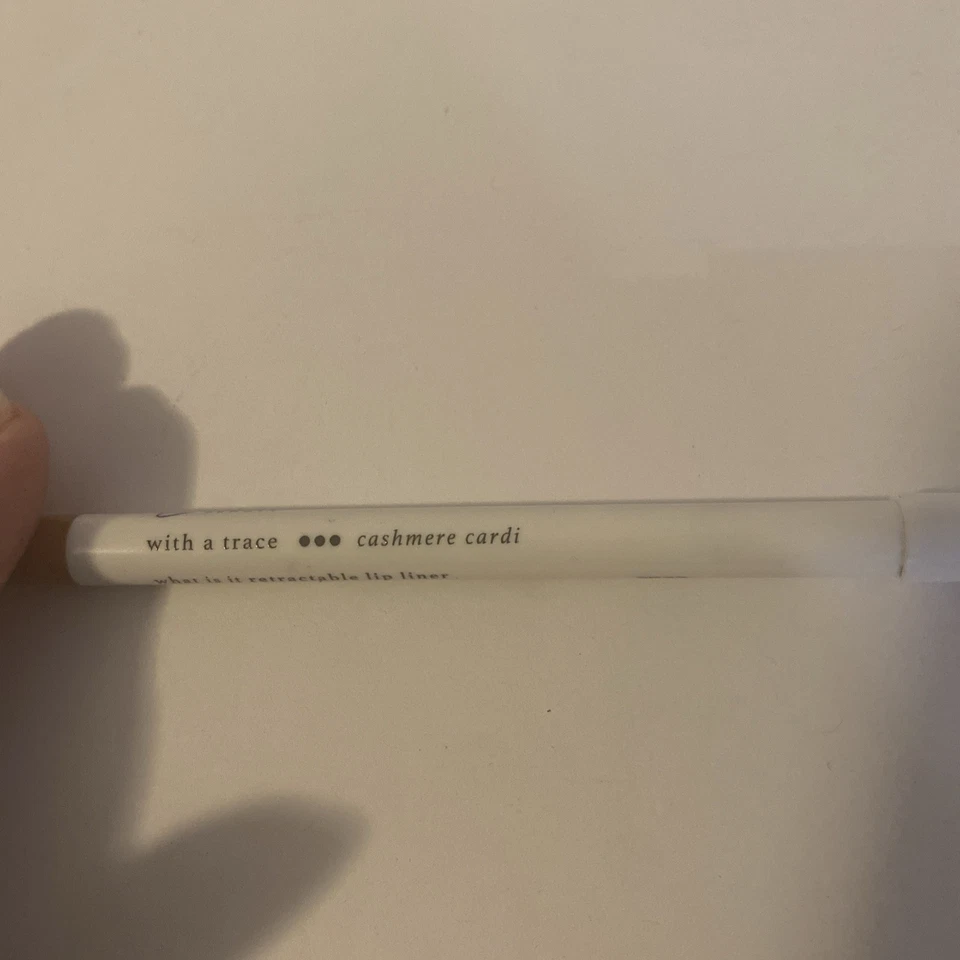 Julep Retractable Lip Liner Cashmere Cardi Creamy Long Lasting Pencil - Image 3 of 3