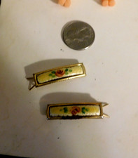 vtg small matching goldtone floral french barrettes