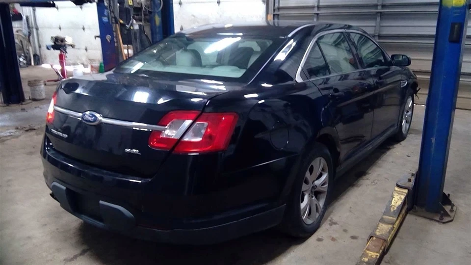 屋顶玻璃组件适用于 10 - 19 TAURUS 1039 — 第 4/4 张图片