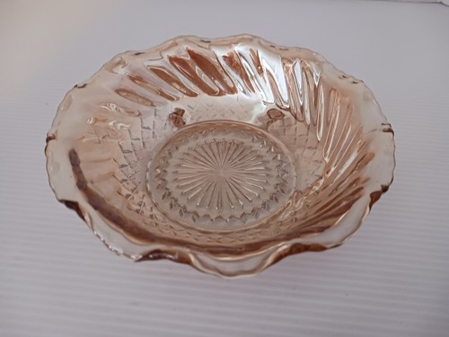 Vintage Marigold Glass Ruffle Bowl Carnival Gold Iridescent USA 6.5" - Picture 7 of 9