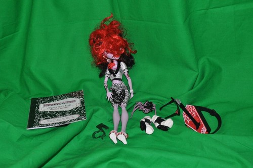 monster high operetta doll with pet diary and most accessories free shipping