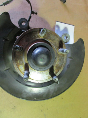 2010-2014 Ford Mustang Passenger Right Front Spindle Knuckle OEM