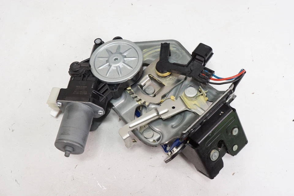 MAZDA CX-5 CX-9 Liftgate Tailgate Lock Latch Actuator Motor OEM 2016 - 2023 - Image 2 of 4