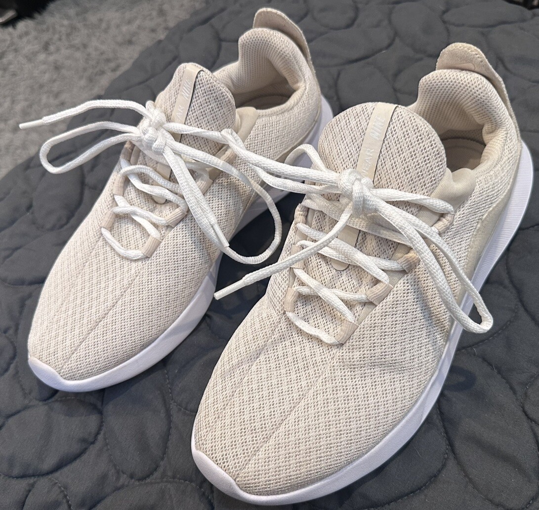 Nike Viale Light Cream and White Running Shoes AA2185-200  display picture 1