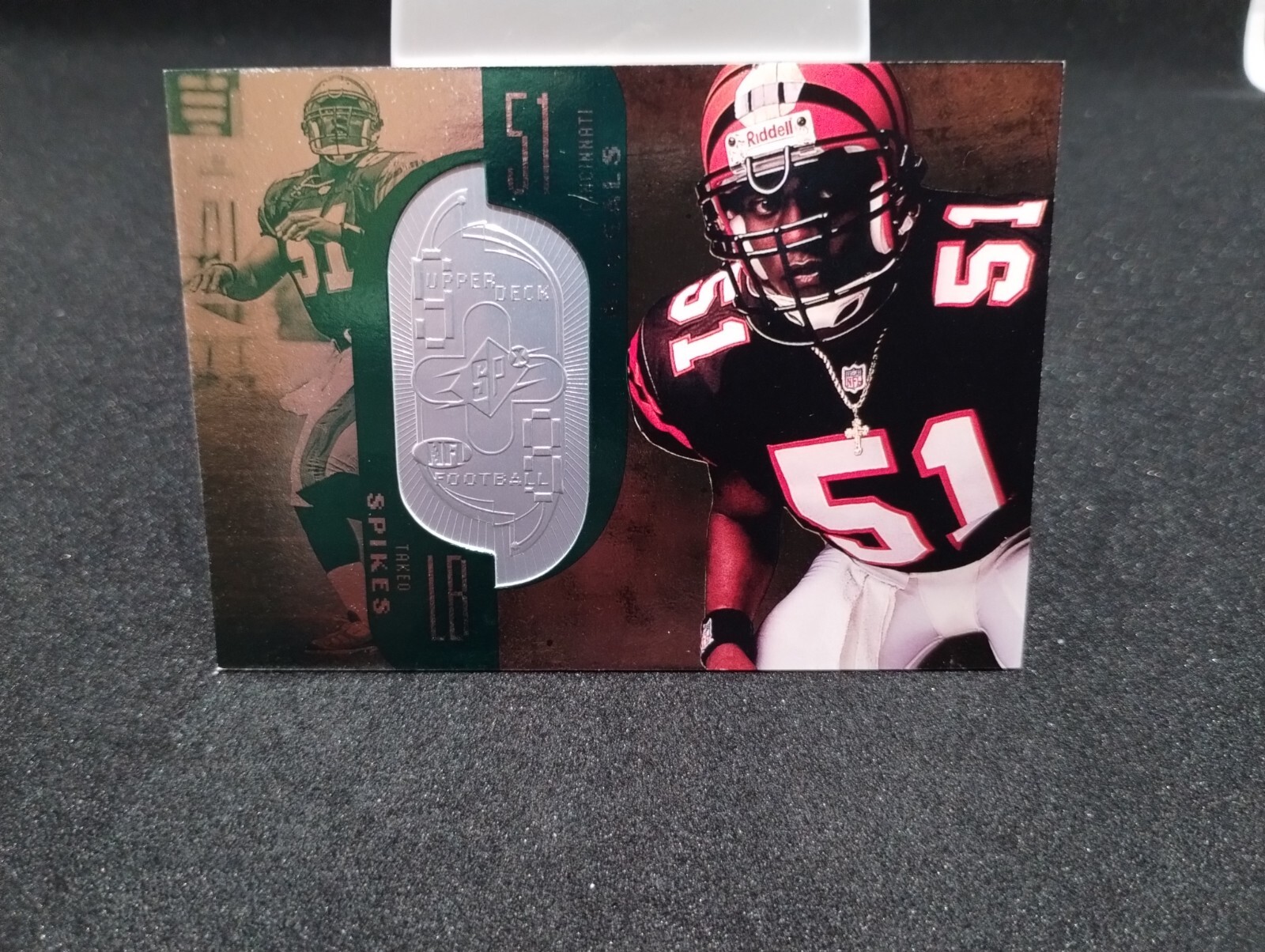 Picture 1 of 2