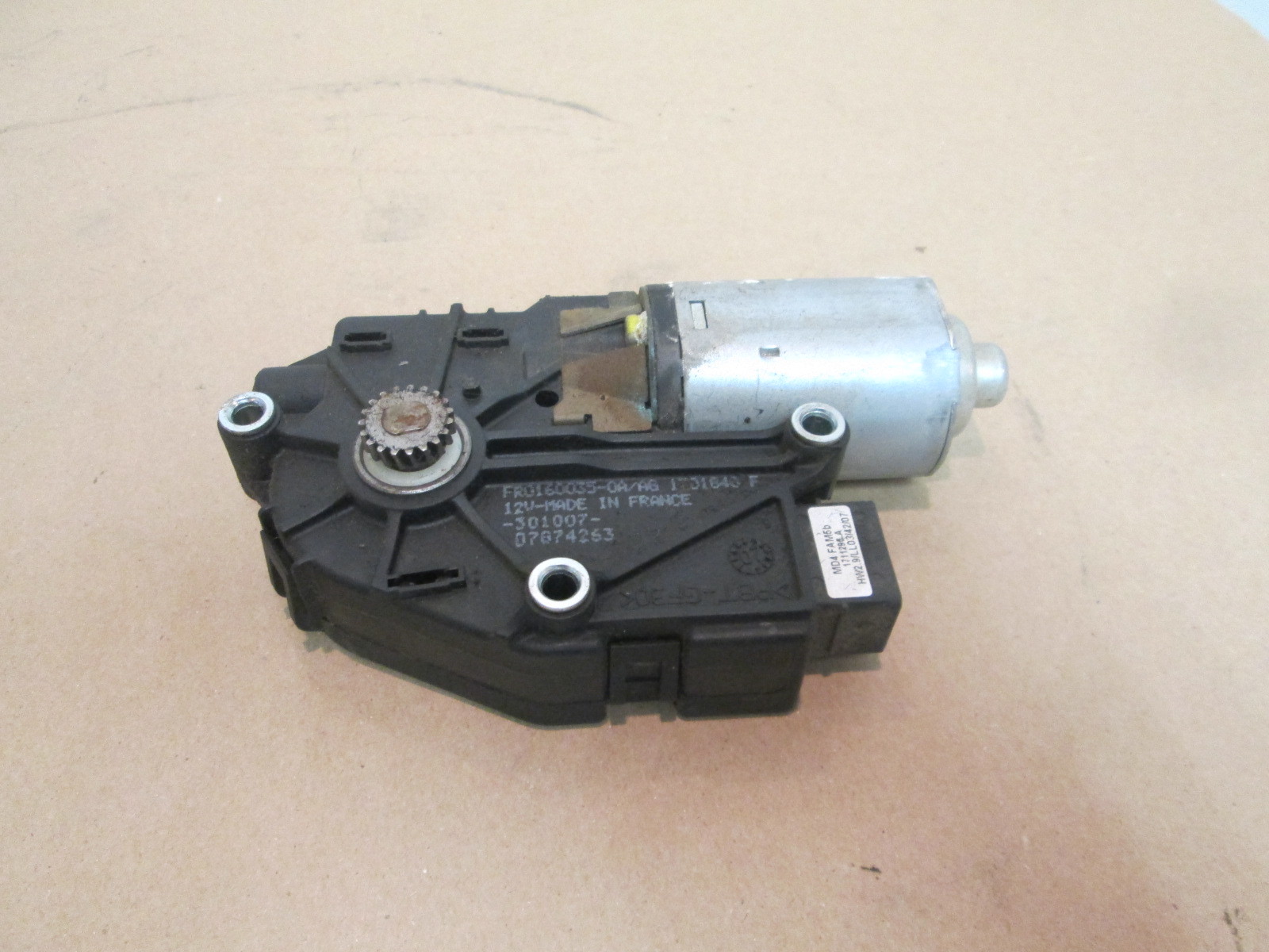 Maserati Quattroporte - Ghibli - Sunroof Gear Motor - USED - # 673000063