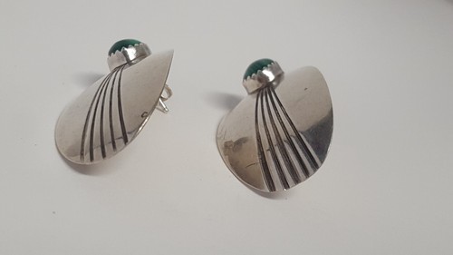Foster Yazzie Navajo IHMSS Sterling Silver Malachite Earrings Vtg SW 1.5" Long - Picture 21 of 21