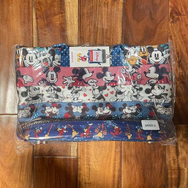 Harveys Seatbelt Mickey And Friends Harveys Medium Tote Disney Patchwork image 3