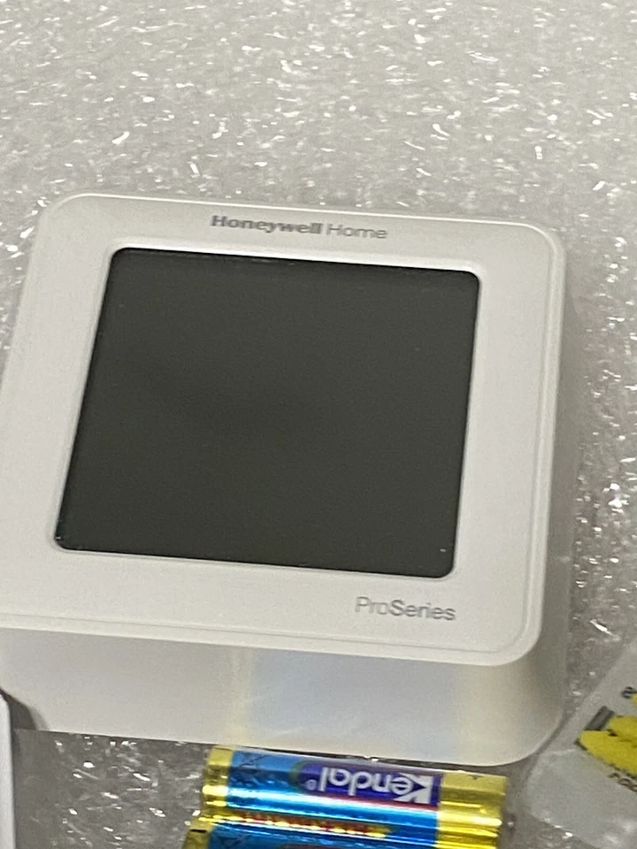 Honeywell T6 Pro Z-Wave SmartStart Programmable Thermostat (TH6320ZW2007) - Image 4 of 4