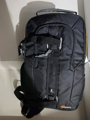 Lowepro Slingshot Edge 150 AW Kamerarucksack, Schwarz