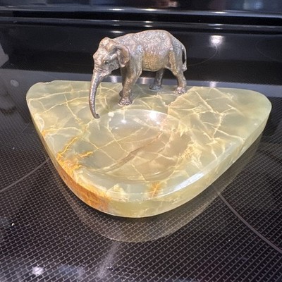 Austrian Art Deco Vintage Cold Pained Bronze Elephant Onyx Ashtray Trinket Dish