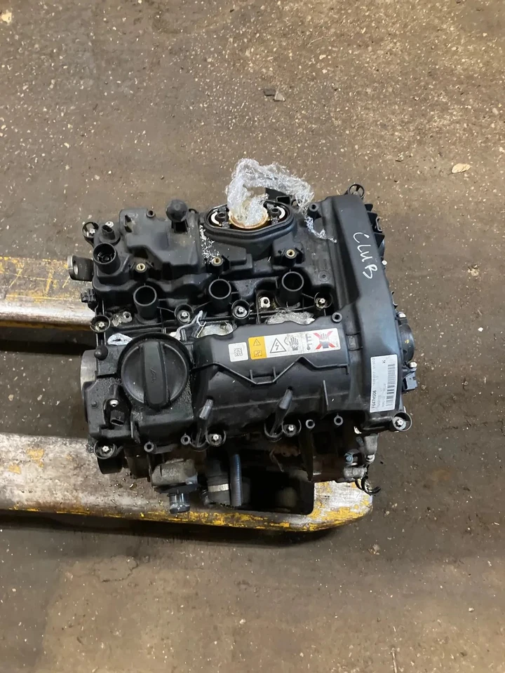 MINI COOPER CLUBMAN F54 Bare Engine Motor B38A15A 1.5 Petrol - Image 3 of 4