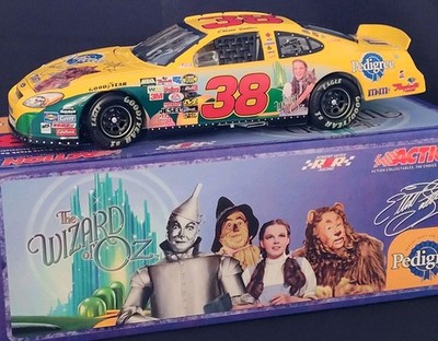 2004 Elliott Sadler/Robert Yates Signed #38 Pedigree/Wizard of Oz 1:24 Diecast