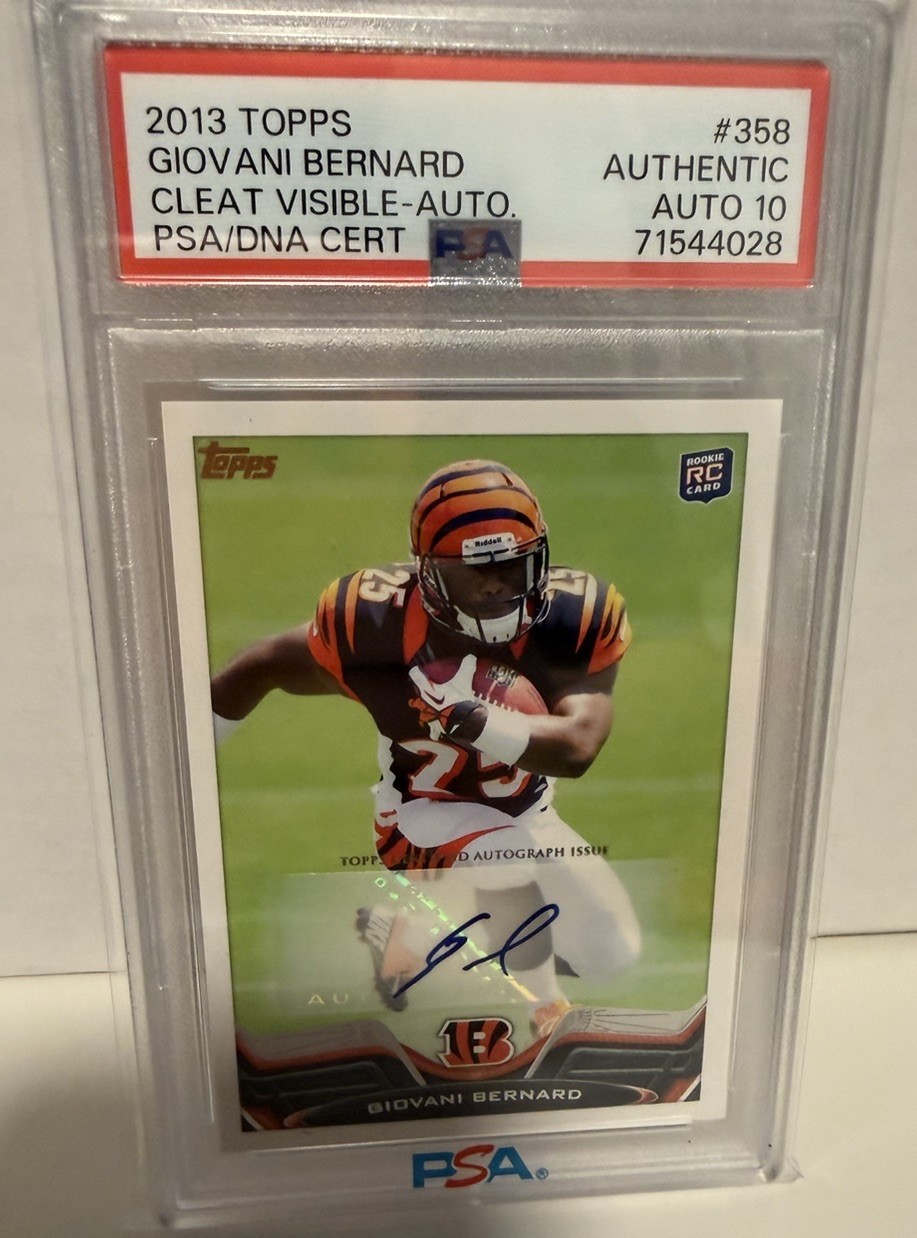 Giovani Bernard Topps #358 Cleat Visible-Autograph