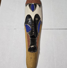 Máscara de madera africana hecha a mano diseño geométrico marrón negro azul blanco 21-22 pulgadas