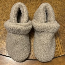 Aerosoles Sherpa Slippers, Size: Small 5-6 