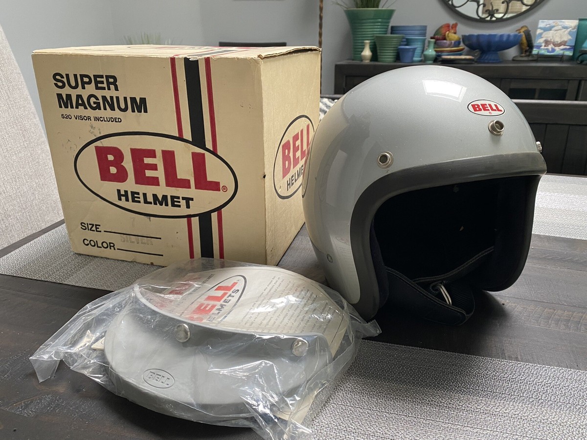 VINTAGE BELL 1976 SUPER MAGNUM Silver MOTORCYCLE HELMET SIZE 7 