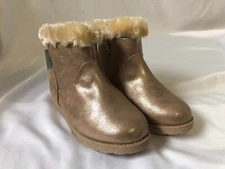 Cat & Jack Girls Mila Shearling Style Boots Faux Fur Gold Zip Round Toe - New