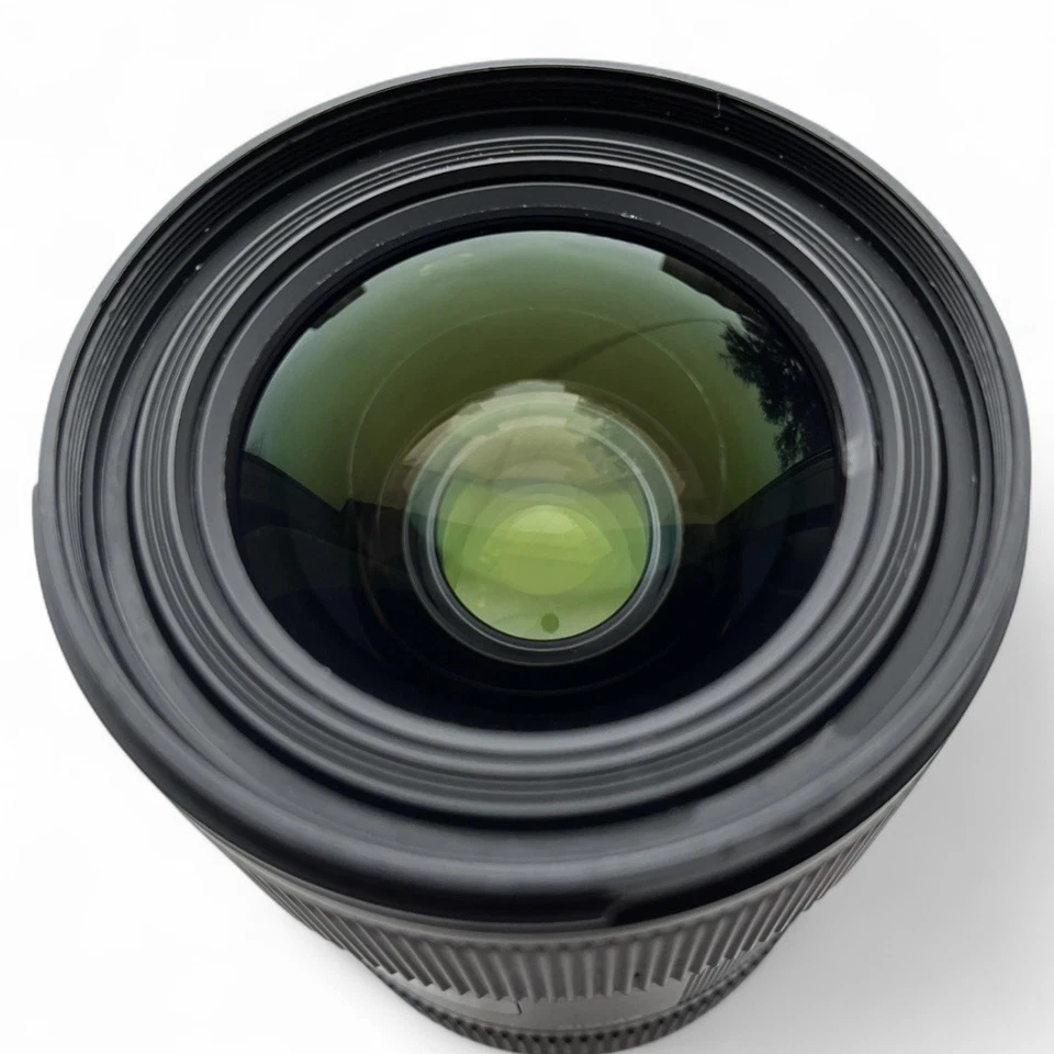 Lente artística Sigma 18-35 mm f/1,8 DC HSM para Sony A Mount APS-C DSLR A68, A77, A58 Foto 4 de 4