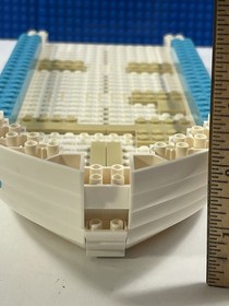 Lego Friends 5 Boat Hull PCs For Set 41015 Plus Connecting Bricks And Blue Trim