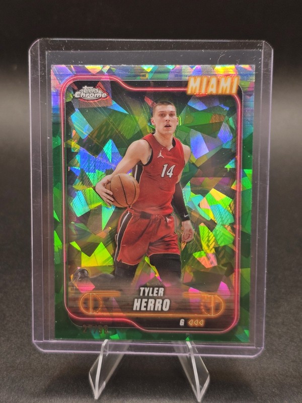 2024-25 Topps Chrome Tyler Herro #79 Green Geometric Refractor  Miami Heat SP/99