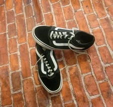 Vans Mens Sneaker Shoes Sz 9 Black White Guc