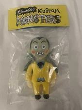 Headlock Studio Mr. Blood Sofubi Knuckle DCON 2025 Designercon Glow Rare In Hand