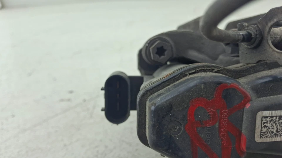 BMW 535I 528I XDRIVE F30 2011-2016 pinza de freno trasera derecha OEM Foto 4 de 4