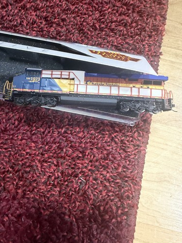 Broadway Limited escala N 9889 CSX 1973 Chessie Heritage Unit Stealth ES44AC | Zustand: New