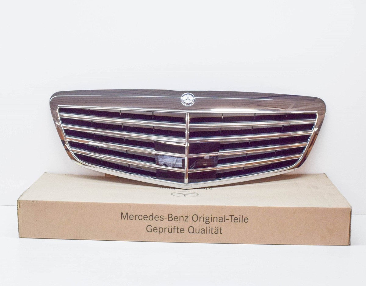 MERCEDES BENZ S W221 Front Bumper Radiator Grille AMG