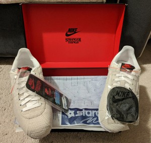 nike stranger things pins