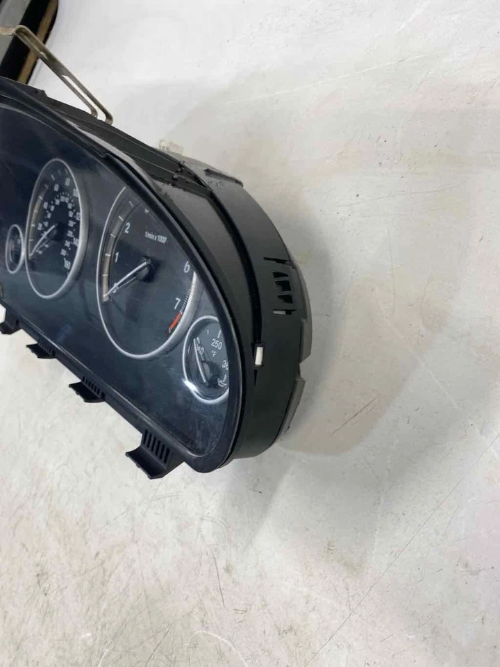 Medidor de velocímetro usado se adapta a: BMW 535I Cluster 2012 MPH sin navegación sin cabezal Foto 4 de 4