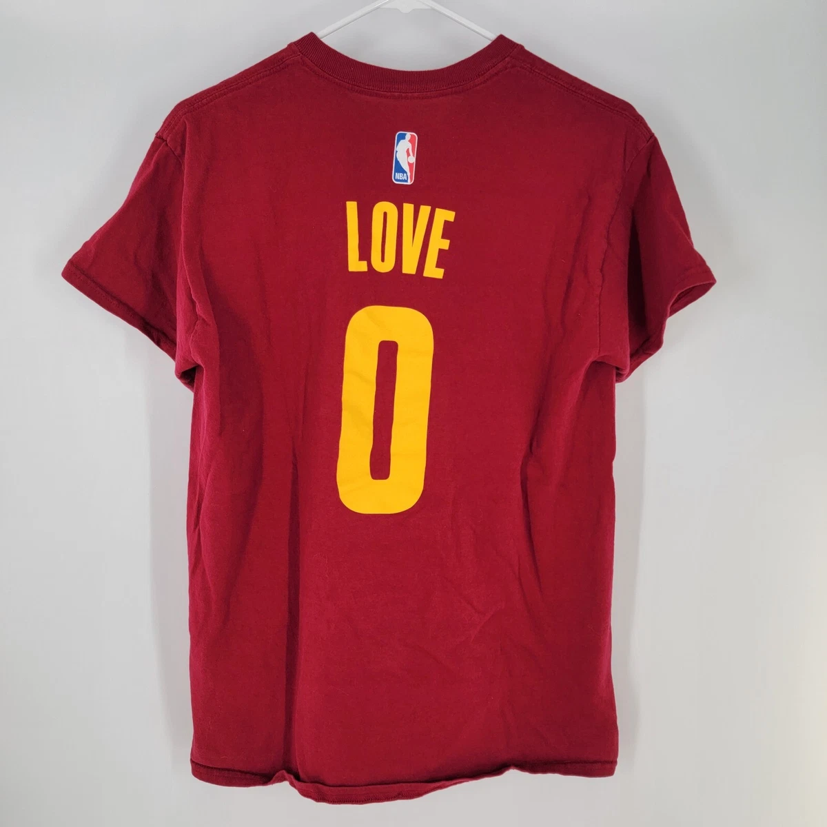 Kevin love t shirt clearance jersey