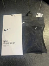 Nike Guard Lock Sleeve - Black, Size Small