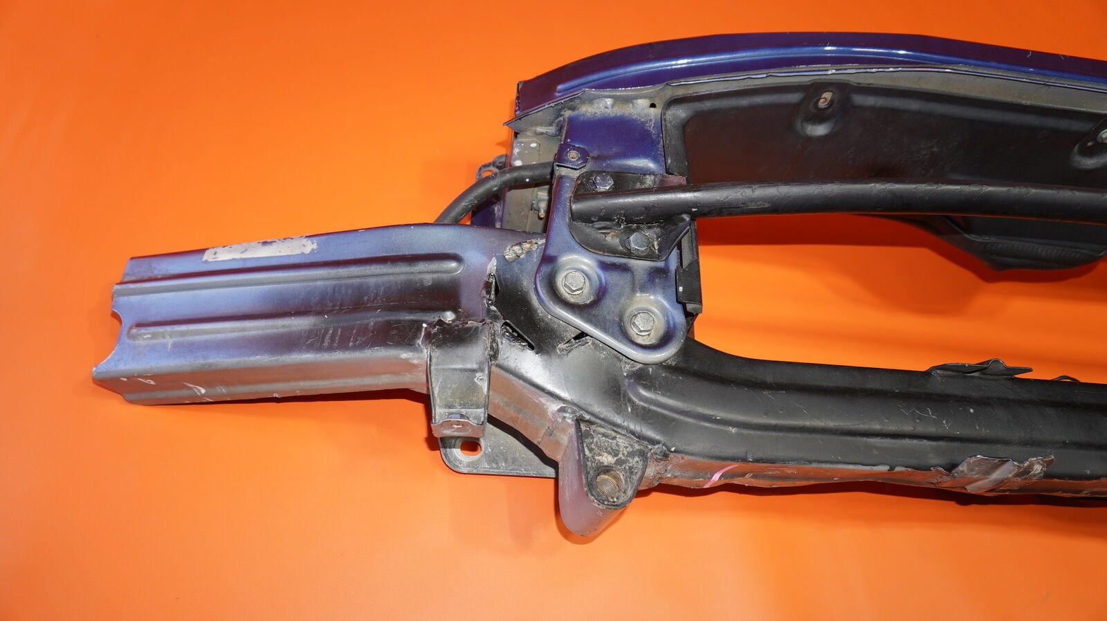 MASERATI QUATTROPORTE RADIATOR SUPPORT REINFORCEMENT 2005 2006 2007 2008 M139