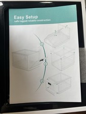 Locking Plastic storage box 11x7.