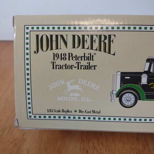 John Deere 1948 Peterbilt Tractor Trailer 5401 by Ertl Maßstab 1:43 Die Cast - Bild 10 von 11