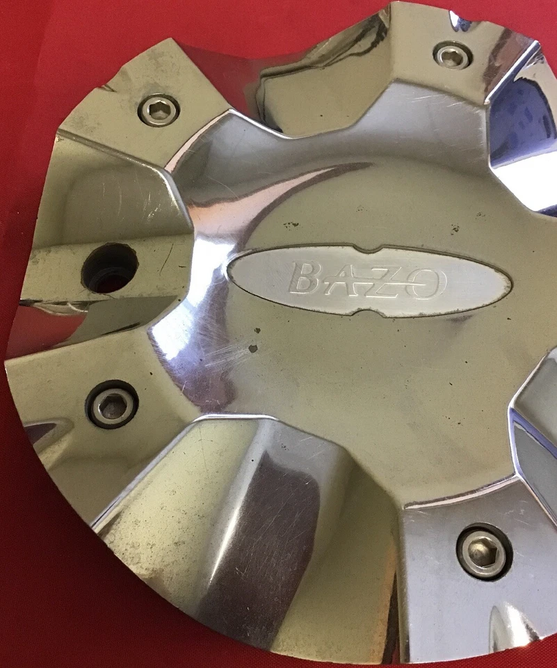 UNA TAPA CENTRAL LLANTAS CROMADAS BAZO BAC-F003 B22 BAZO 6 7/8" USADA PERSONALIZADA/4743 Foto 2 de 4