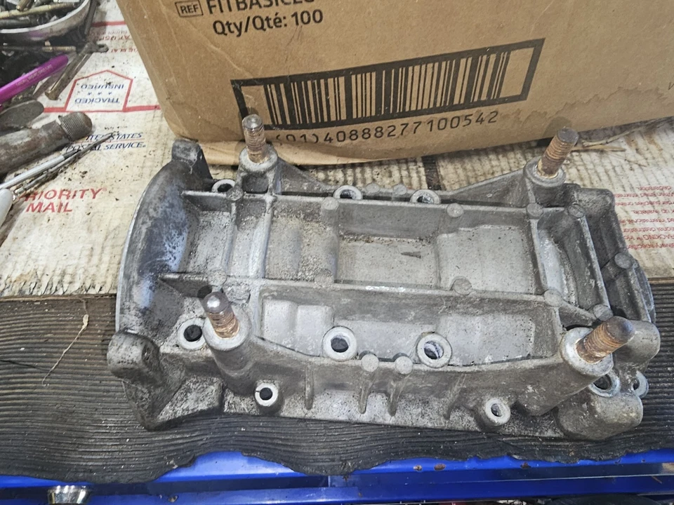 89 1988 91 SKI-DOO Safari Scout 377 Citation crankcase crank cases lower upper - Image 3 of 4