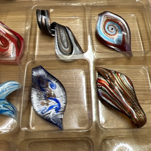 19 HANDMADE MULTI COLOR ART GLASS PENDANTS LOT STAR FISH TEARDROP Swirl - 第 4/18 張圖片