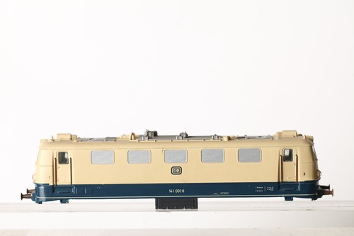 Märklin H0 repuesto para E 141 001-8 DB carcasa ventana escalera de luz (354412) | Condition: Gebraucht