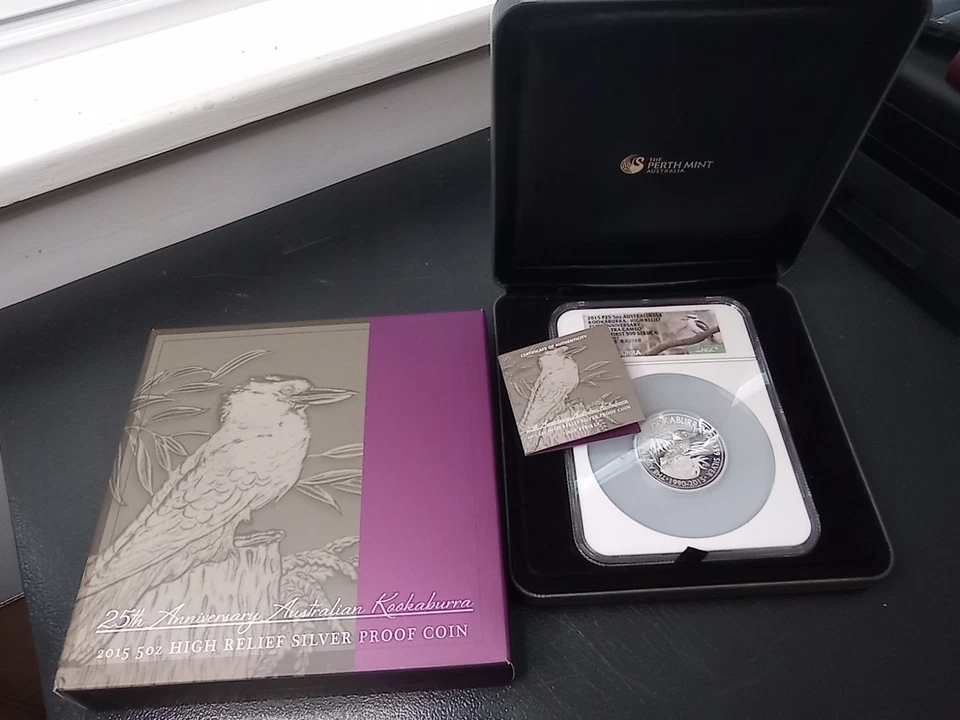 Perth Mint 25th Anniversary 2015 Kookaburra 5oz High Relief 999 Silver Proofcoin - Image 3 of 4