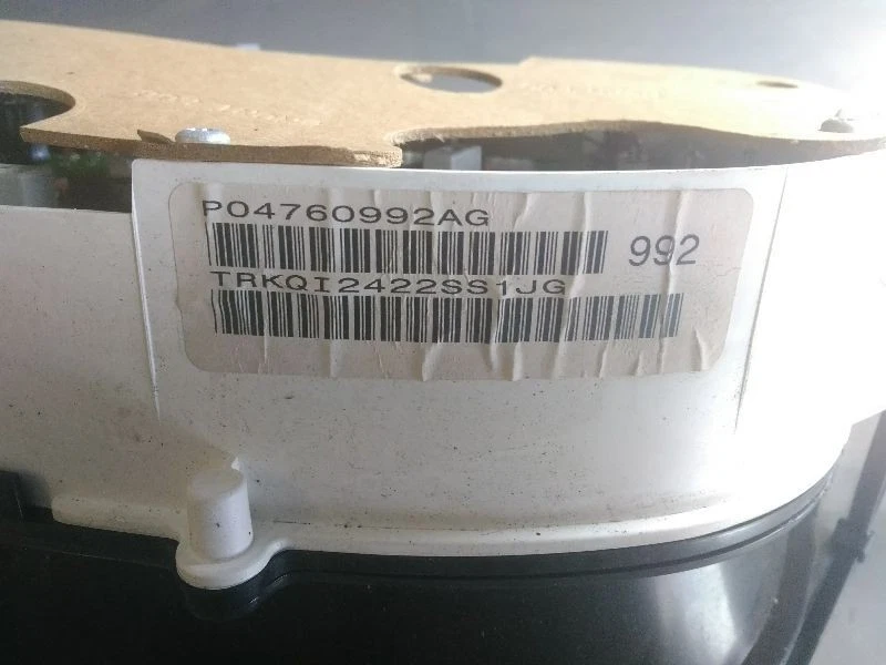 Спидометр кластер седан миль/ч подходит 01-03 STRATUS 107491 - Изображение 2 из 4