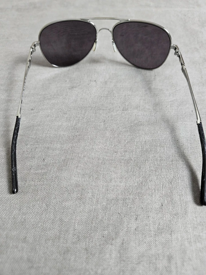 Gafas de sol Oakley Elmont L OO4119-0160. Las lentes tienen arañazos de las usadas.  Foto 2 de 4